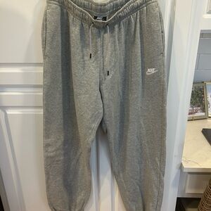 Nike Heather Gray Joggers women’s unisex large